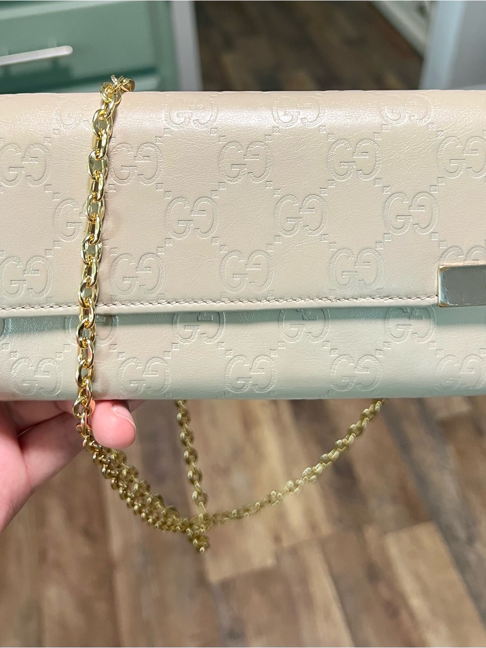 Gucci Cream Embossed Leather Chain Clutch